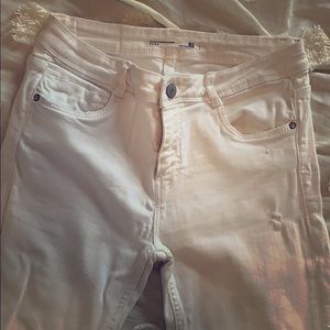 Zara stretch jeans. White, distressed, frayed hem.